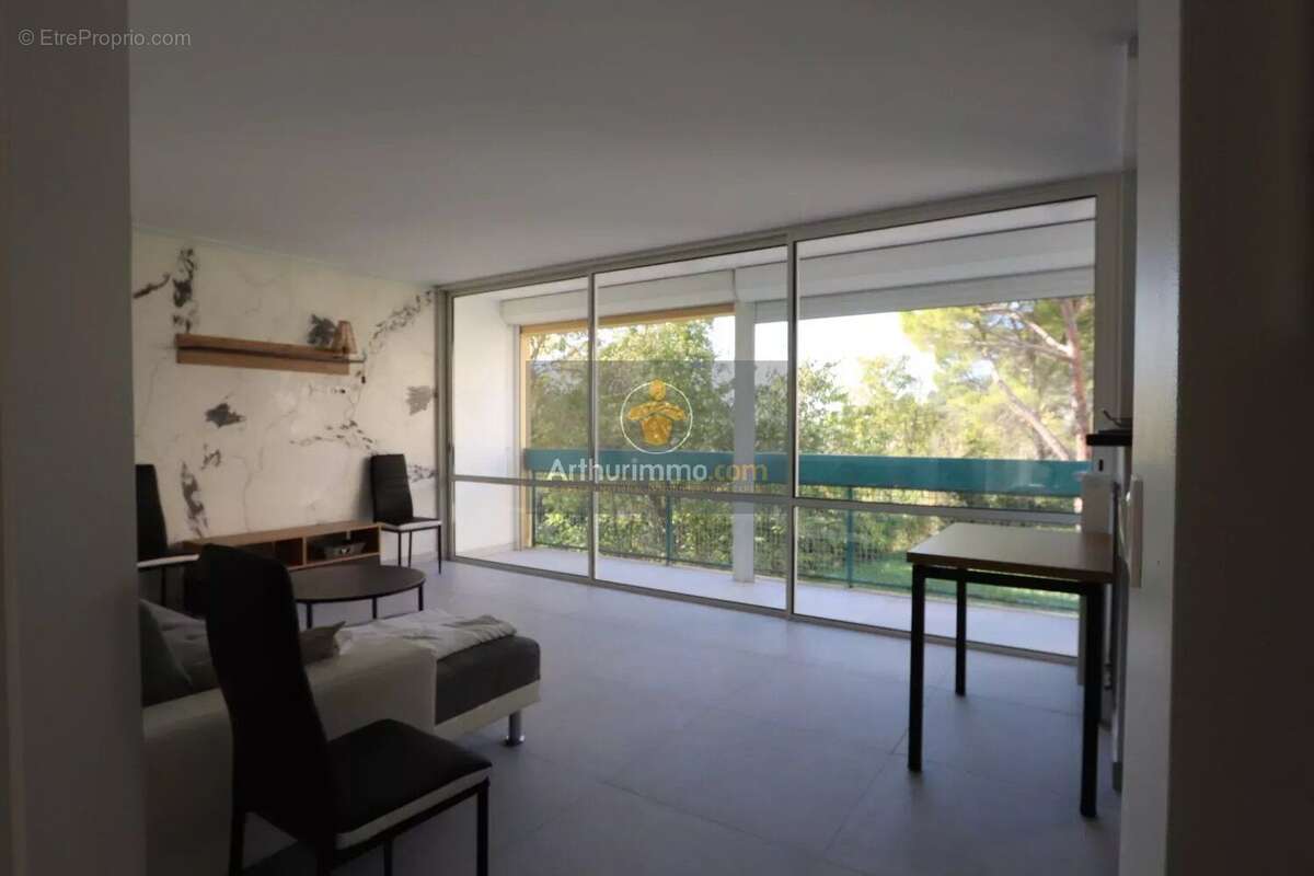 Appartement à APT