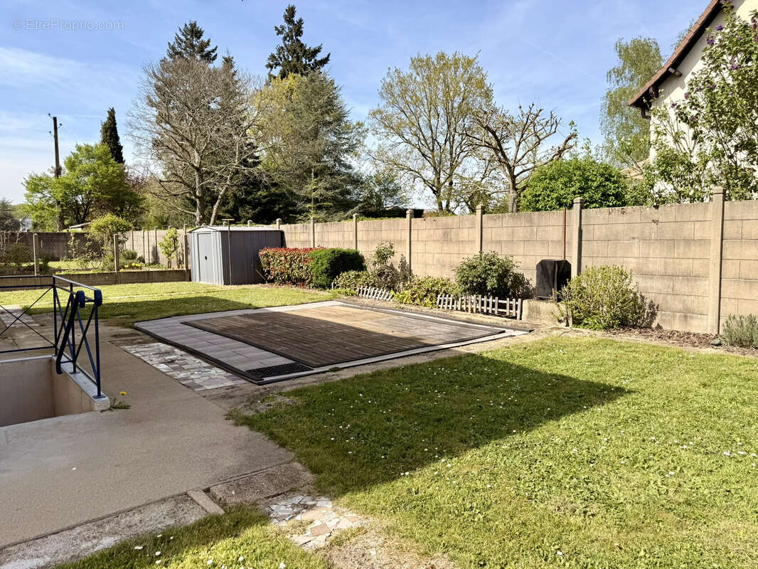 Maison à CLOYES-SUR-LE-LOIR