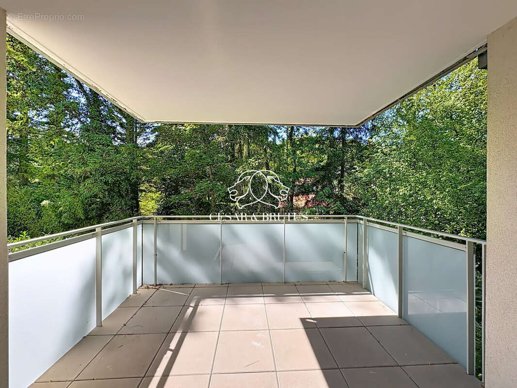 Appartement à SAINT-CYR-AU-MONT-D'OR