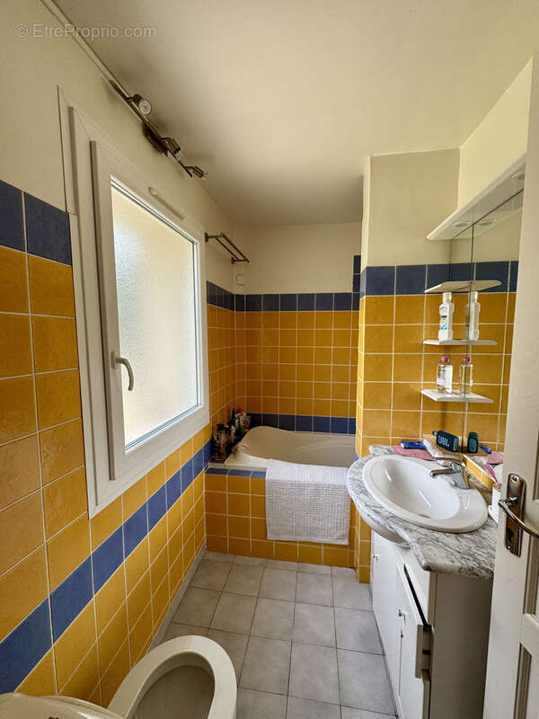 Maison à LA BASTIDONNE