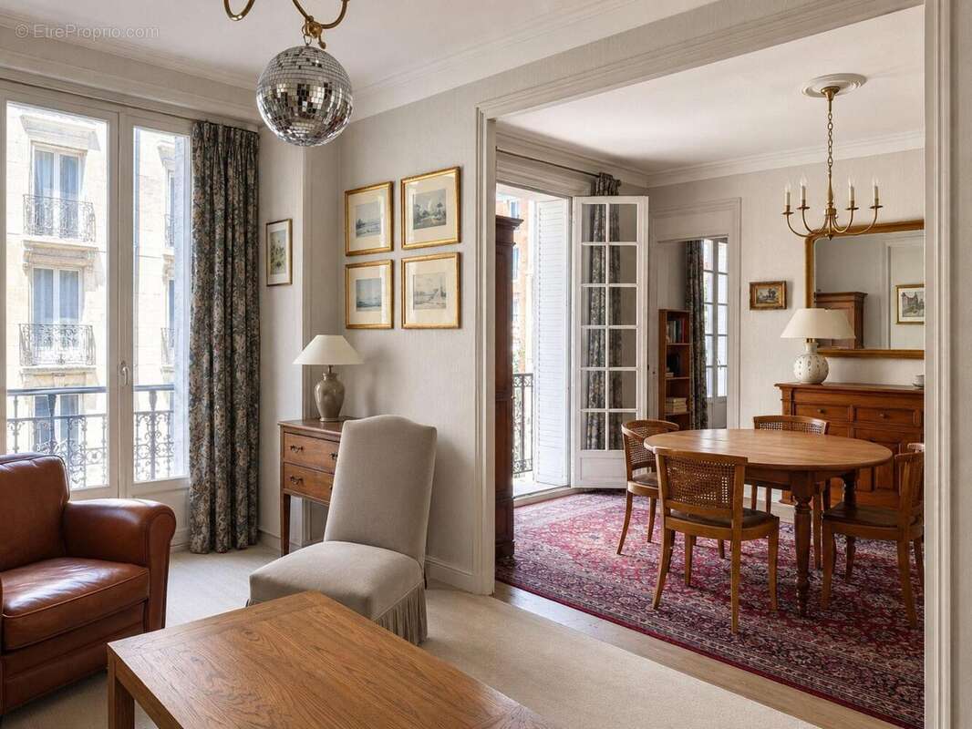 Photo 4 - Appartement à PARIS-15E