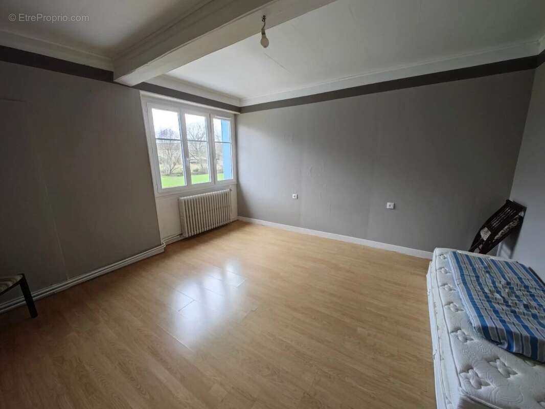 Maison à TAMNAY-EN-BAZOIS