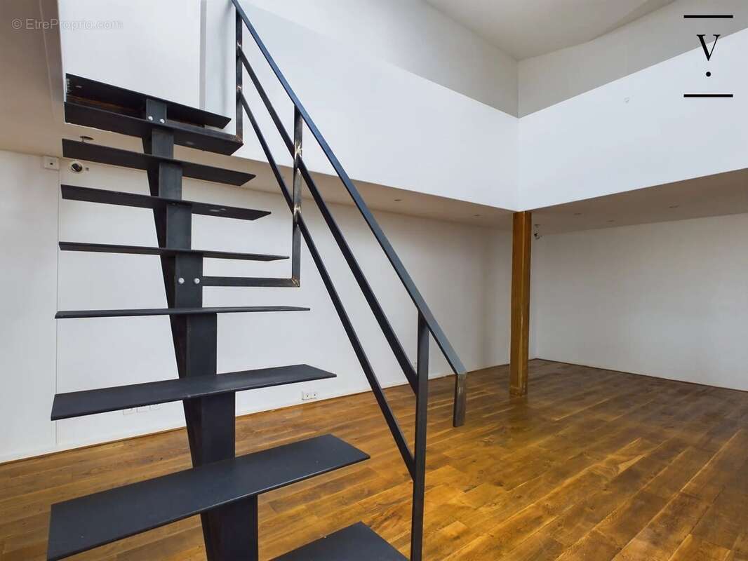 Appartement à PARIS-20E