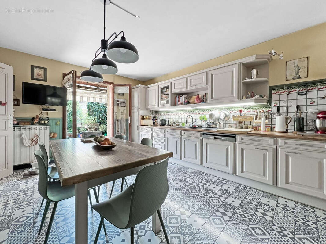 Maison à LIVRY-GARGAN