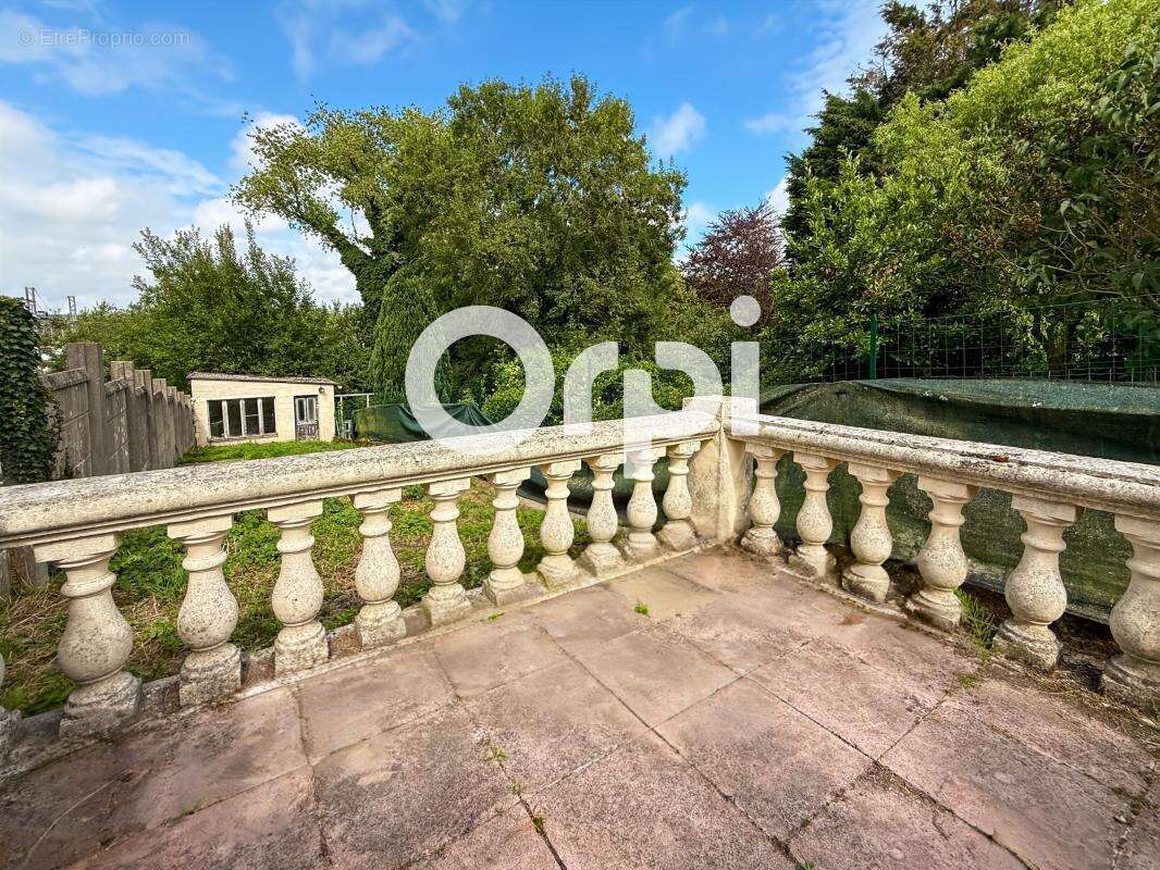 Maison à SAINT-ETIENNE-AU-MONT