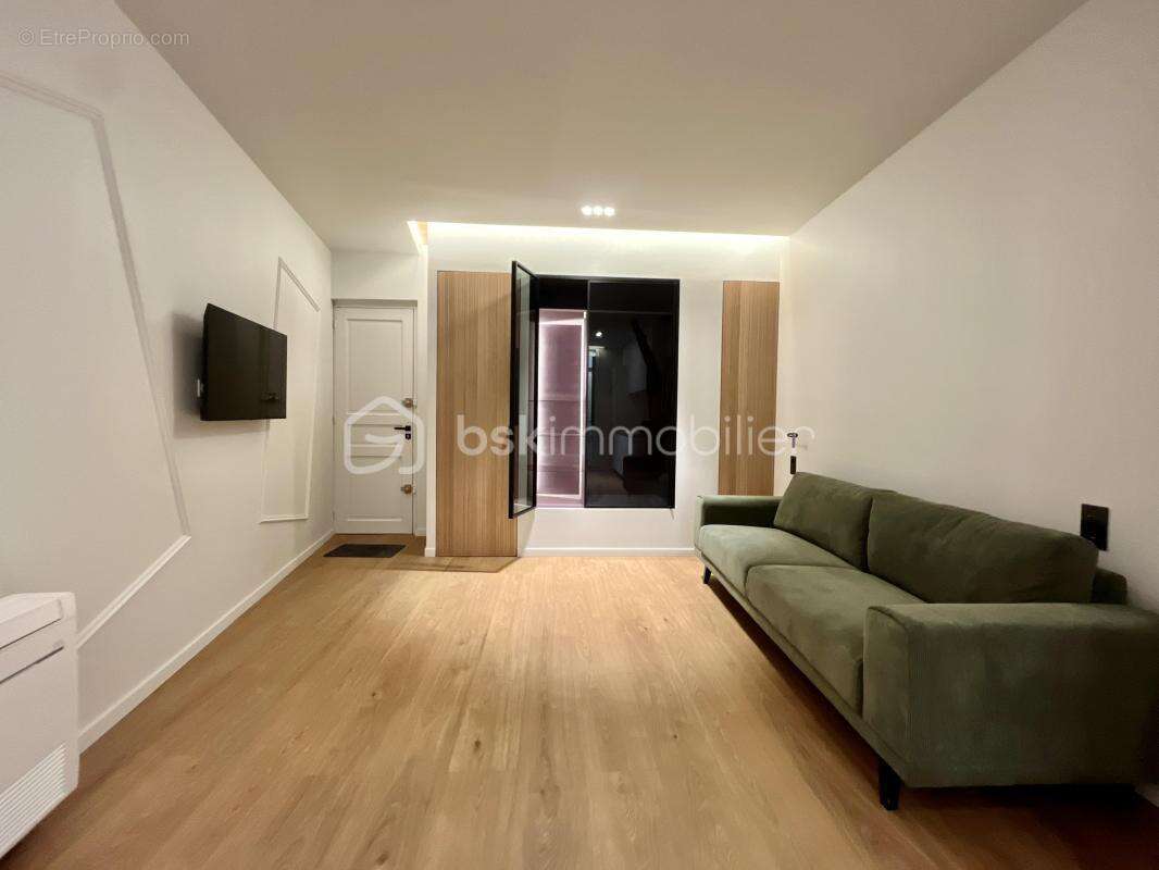 SETE- Appartement de 38m2 avec balcon - photo 2