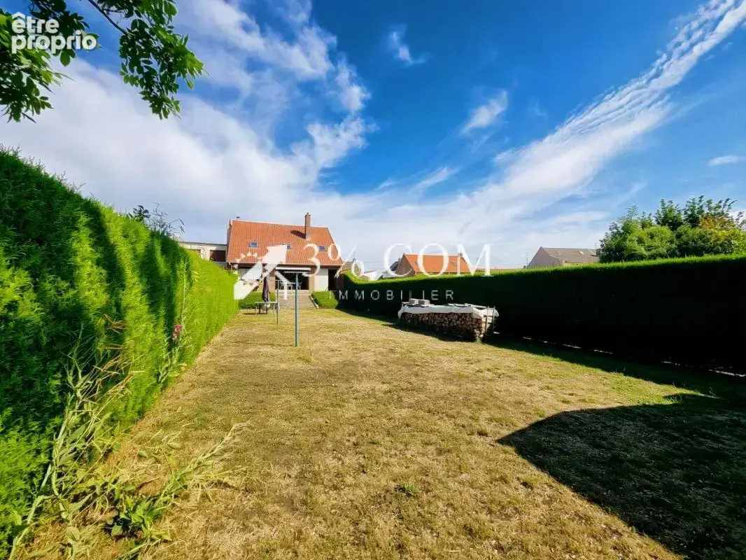 Semi Plain-Pied en Briques, 4 chambres, Jardin & Garage - photo 9