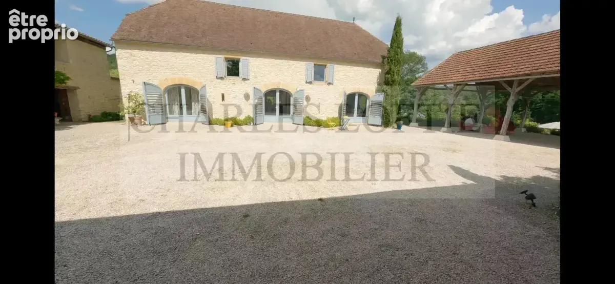 Magnifique ensemble comprenant une maison principale et hébergements touristiques sur un terrain de 1.5 ha - photo 52