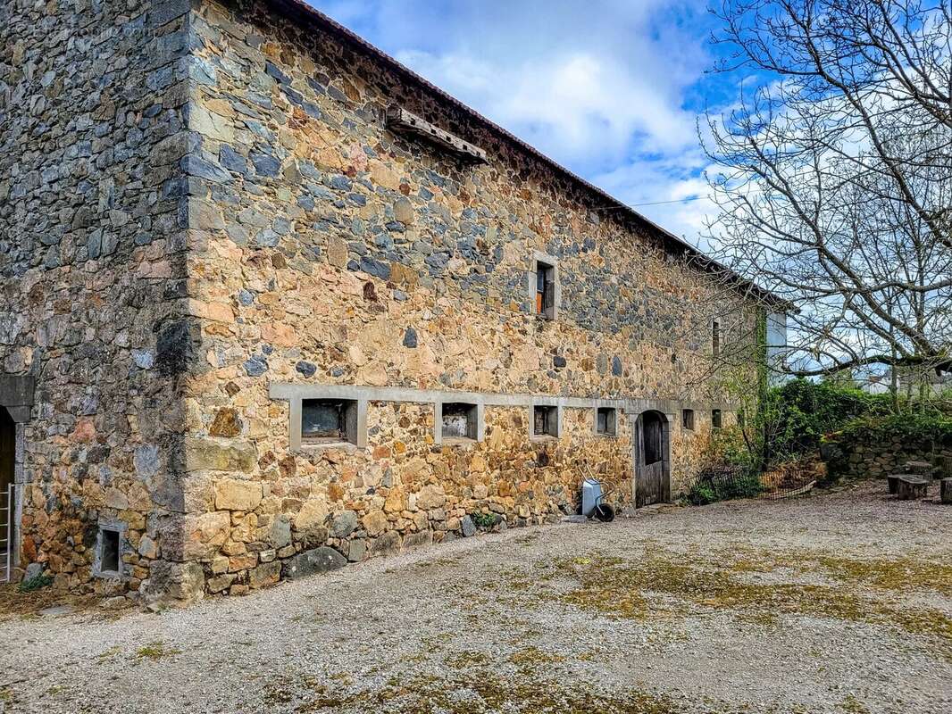 Maison à VILLEFRANCHE-DE-ROUERGUE