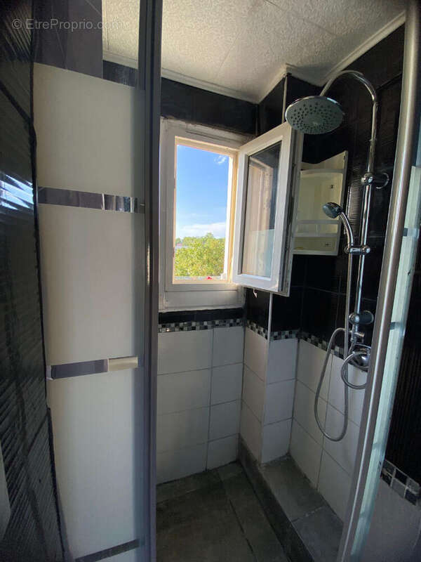 Appartement à COLOMBES