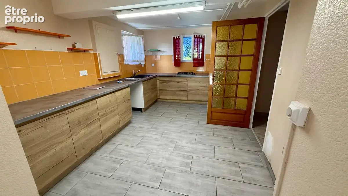 Tarbes .Maison six pièces sur deux niveaux divisible en deux appartements - photo 8