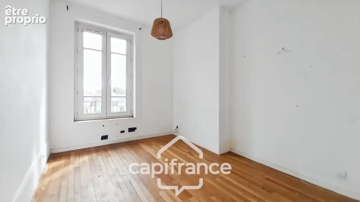Maisons-Alfort-A VENDRE 2 PIECES 28,17m2 AVEC COMBLES-Lumineux-Traversant-Proche transports, Commerces, marché - photo 5
