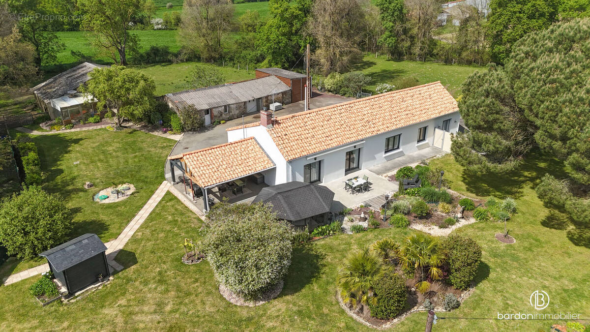 Maison à CHALLANS