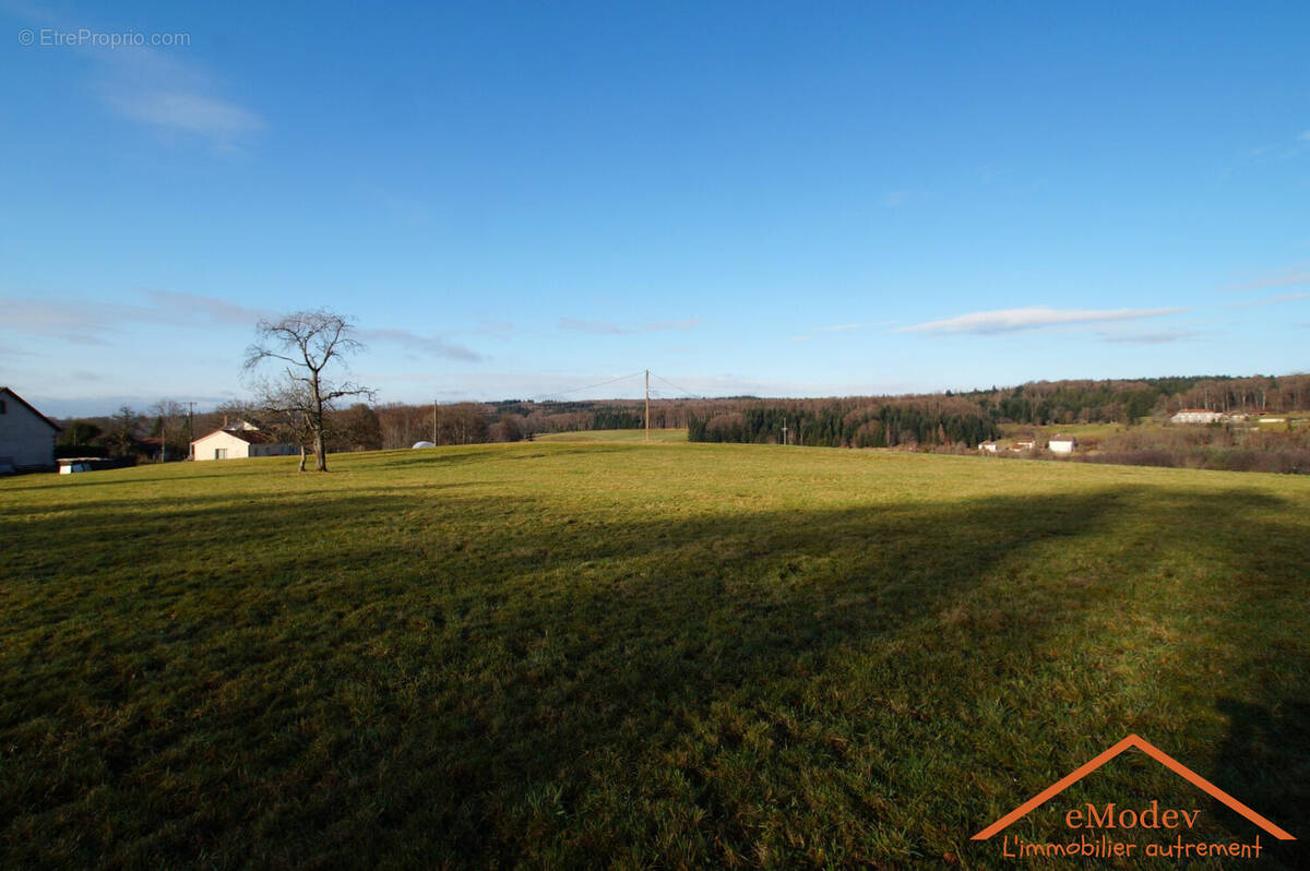 Terrain à LE VAL-D'AJOL