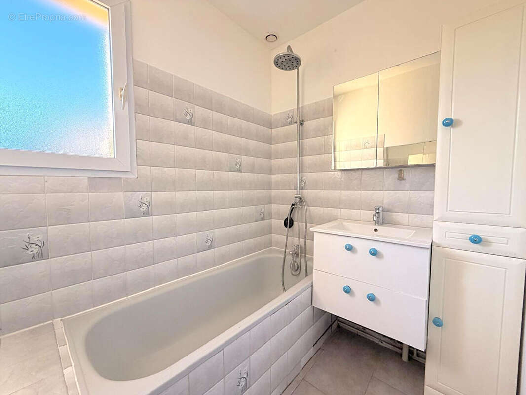 Appartement T1 bis avec terrasse à vendre au centre-ville de Biganos proche gare - photo 6