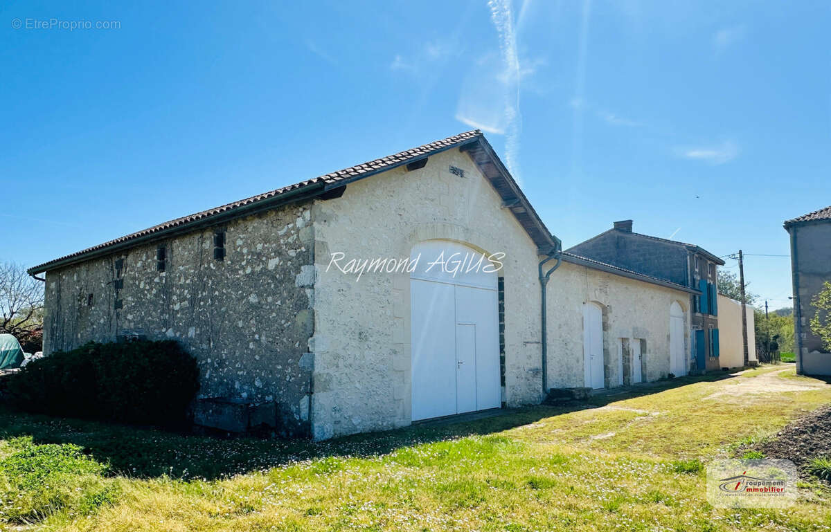 Maison à SAINT-ANTOINE-DE-BREUILH