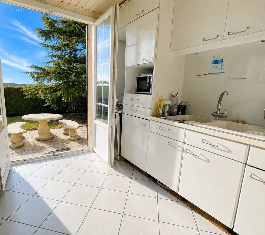 Maison à THOIRY