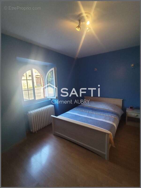 Photo 5 - Maison à SAINT-SATURNIN-DU-LIMET