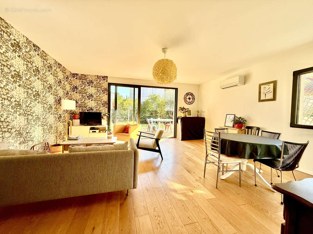 Maison à CASTELNAU-LE-LEZ