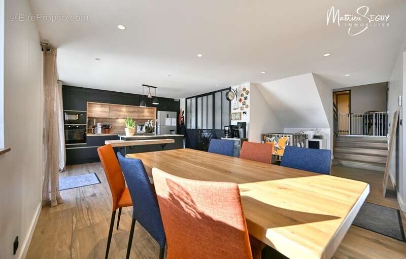 Maison à SAINT-MARTIN-EN-HAUT