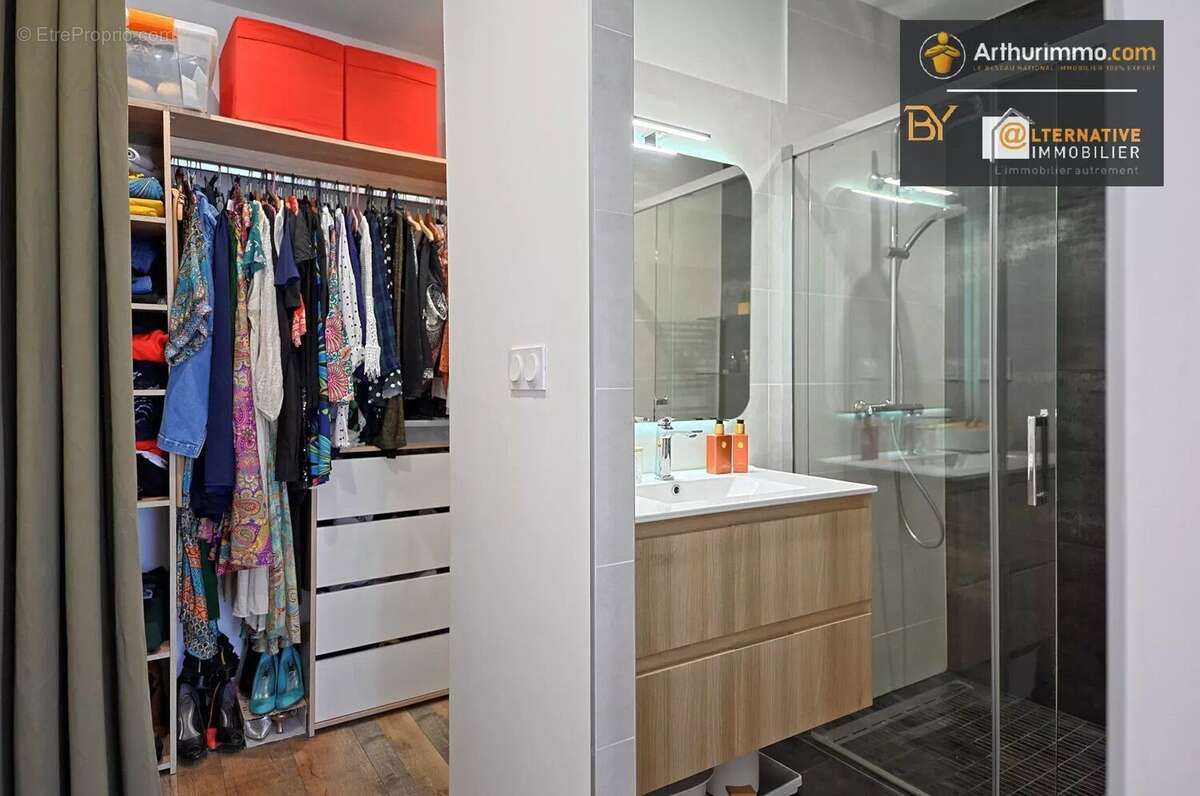 Maison à SAINT-ERBLON