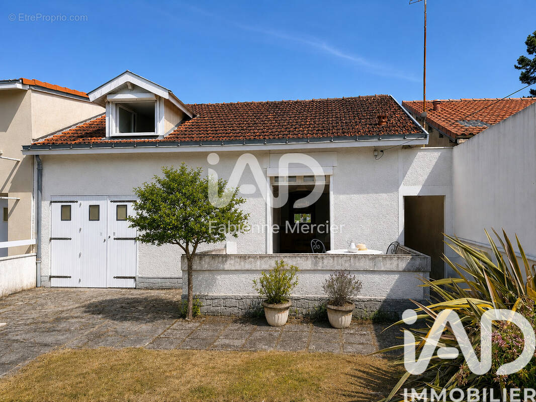 Photo 1 - Maison à LA PLAINE-SUR-MER
