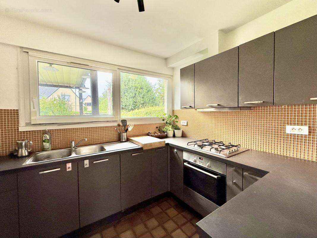 Maison à LE MESNIL-ESNARD