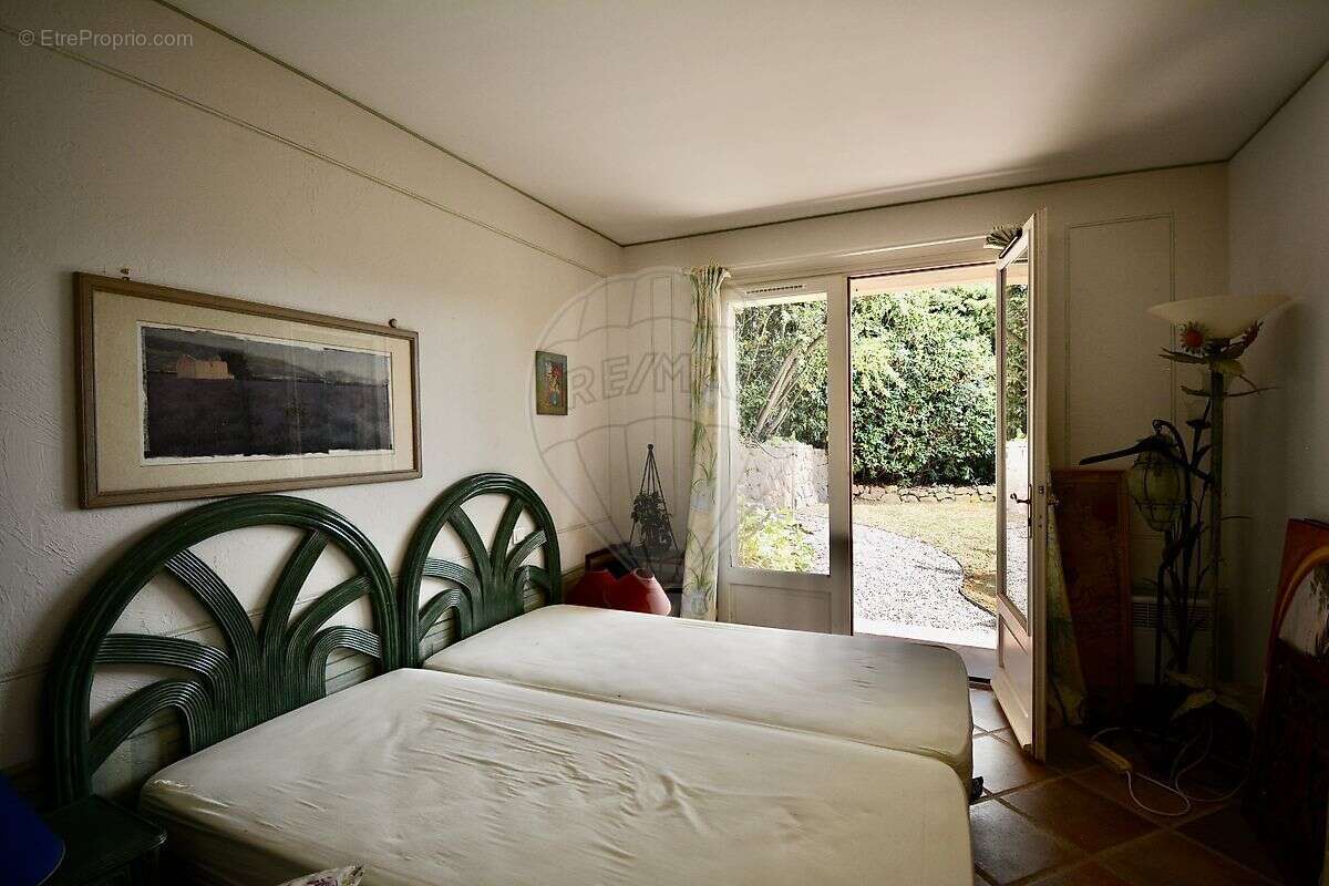 Maison à THEOULE-SUR-MER