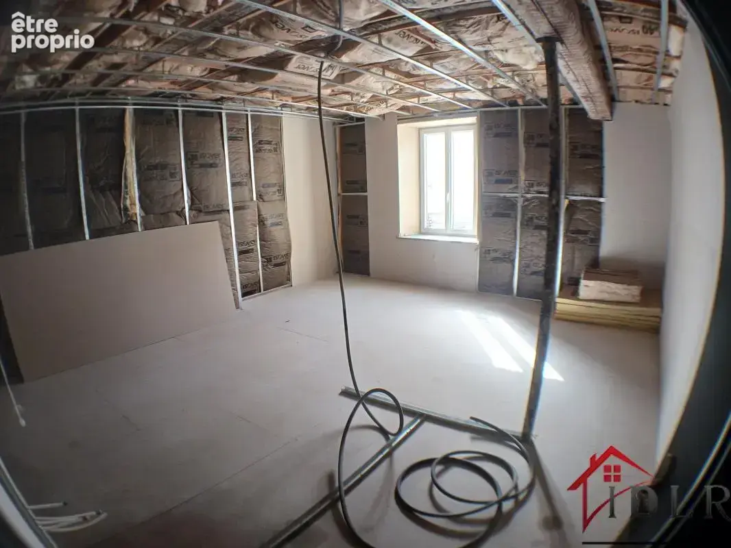 JUSSEY - Immeuble de rapport avec local commercial, 8 appart - photo 22