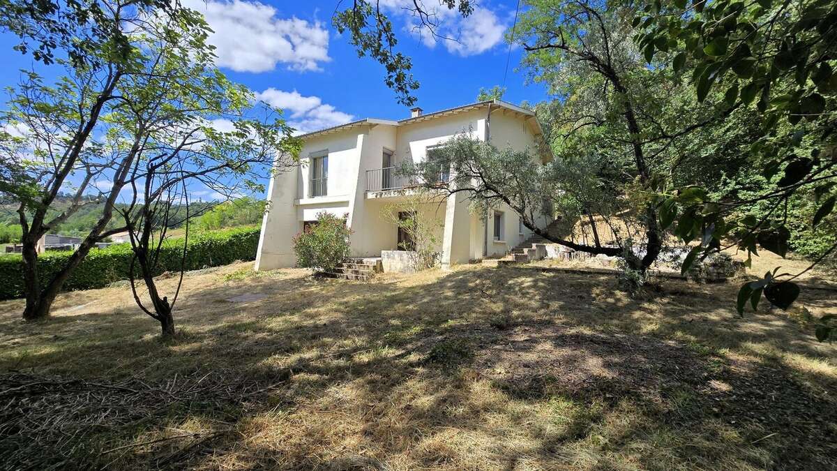 Maison à CALMONT