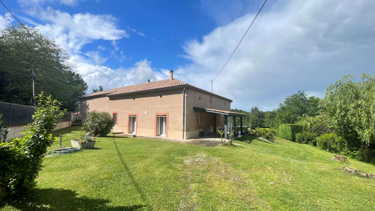 Maison à MOISSAC