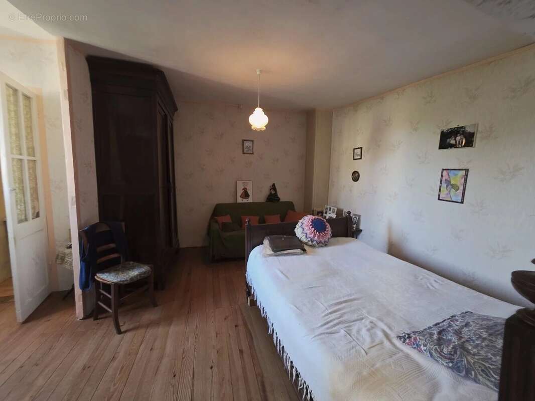 Maison à EYMET