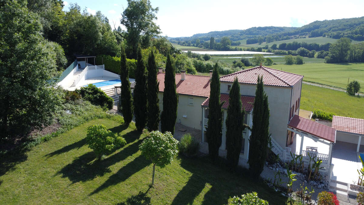 Maison à CAZES-MONDENARD