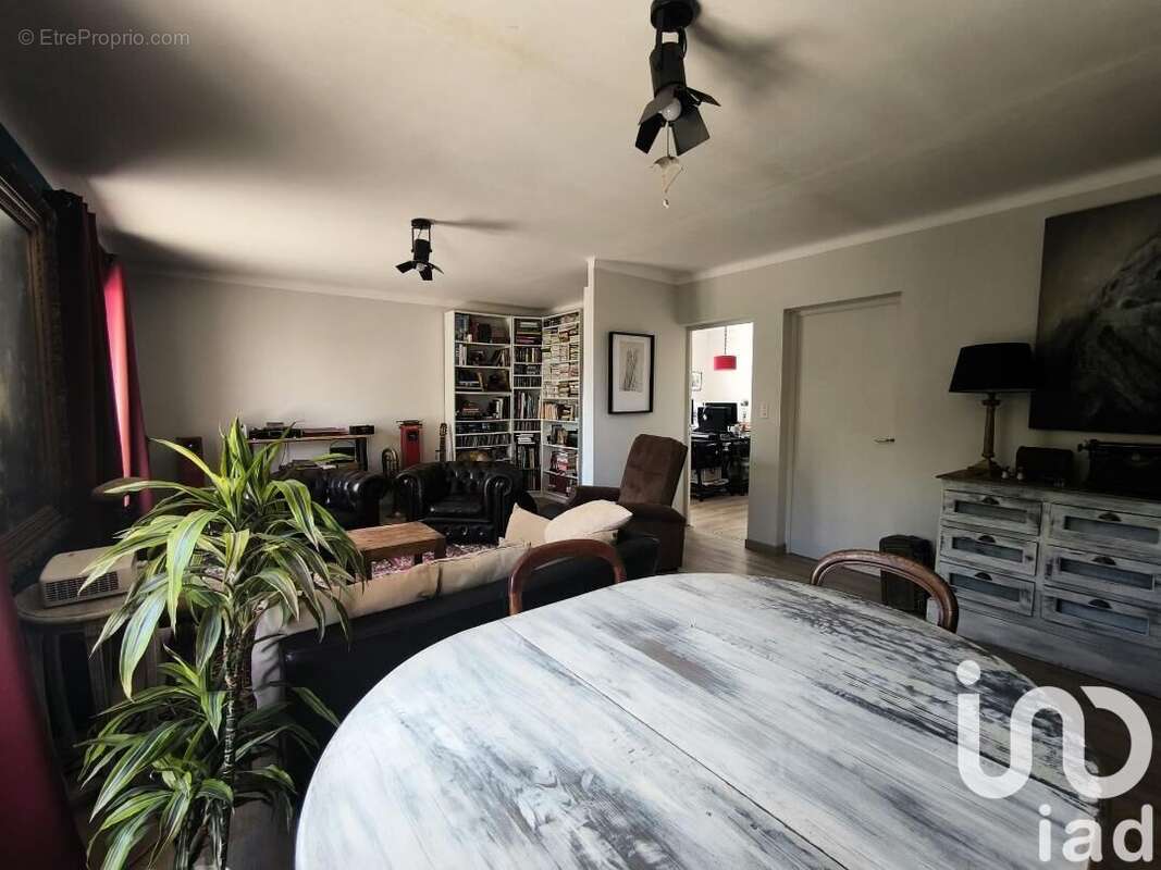 Photo 5 - Maison à RIBAUTE-LES-TAVERNES