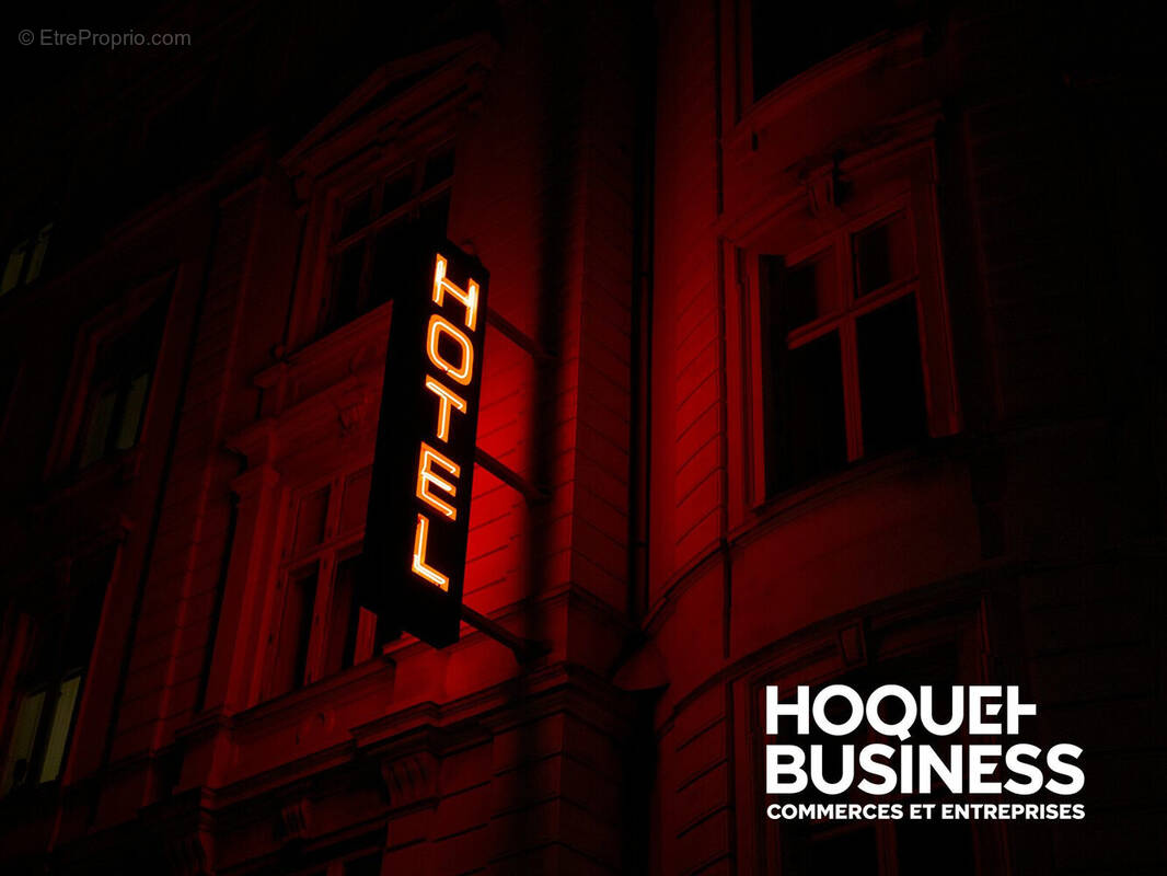Autre à PARIS-17E