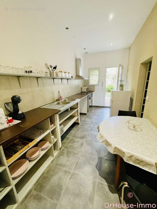 Appartement 380 m² à Sainte-Foy-La-Grande  - photo 46