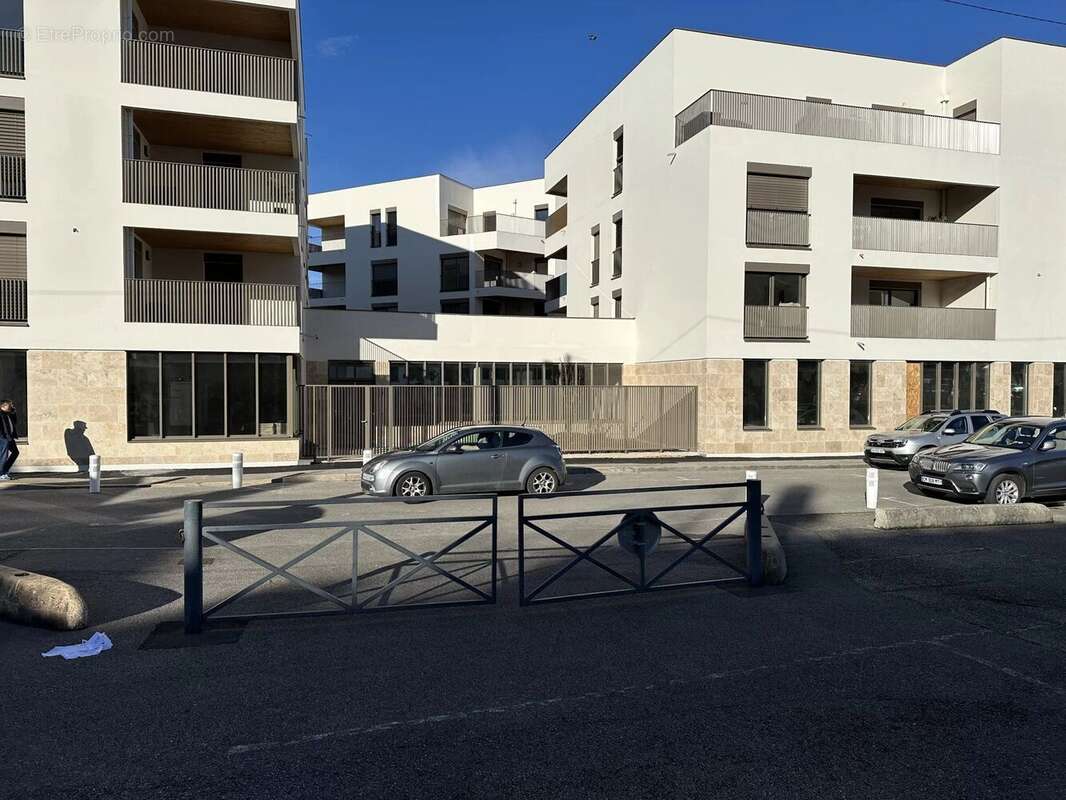 Commerce à BOURGOIN-JALLIEU