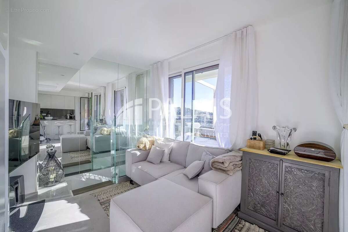Appartement à VILLEFRANCHE-SUR-MER