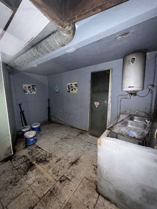 Commerce à FORT-DE-FRANCE