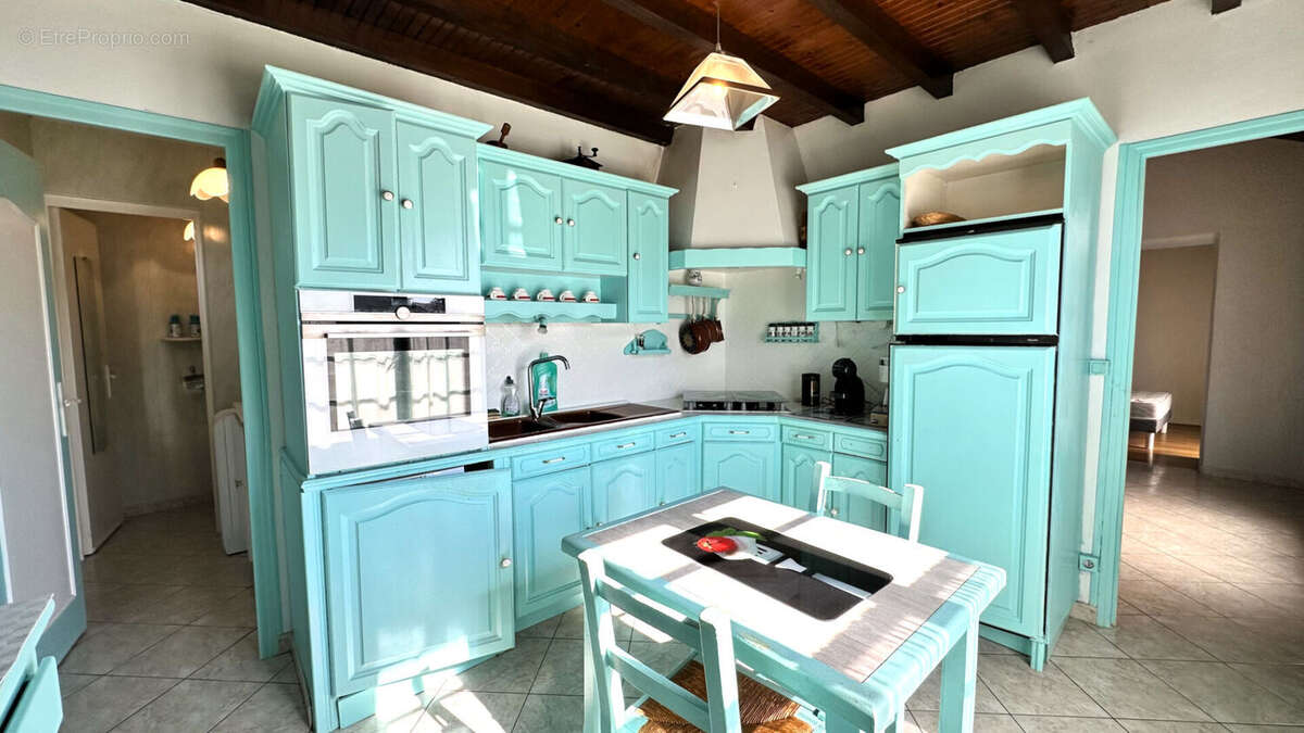 Maison à SAINT-ARNOULT-DES-BOIS