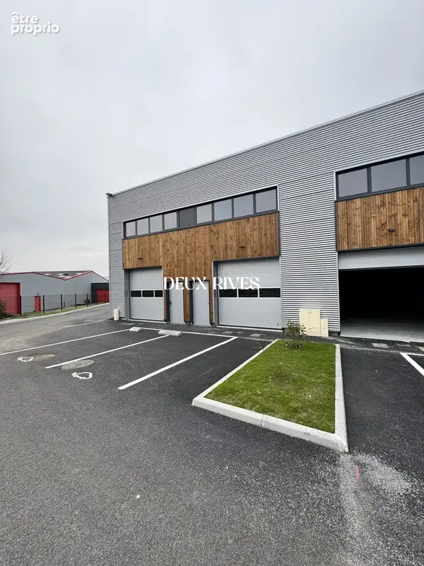 Commerce 160 m² à vendre à Haute-Goulaine (44115) - photo 2