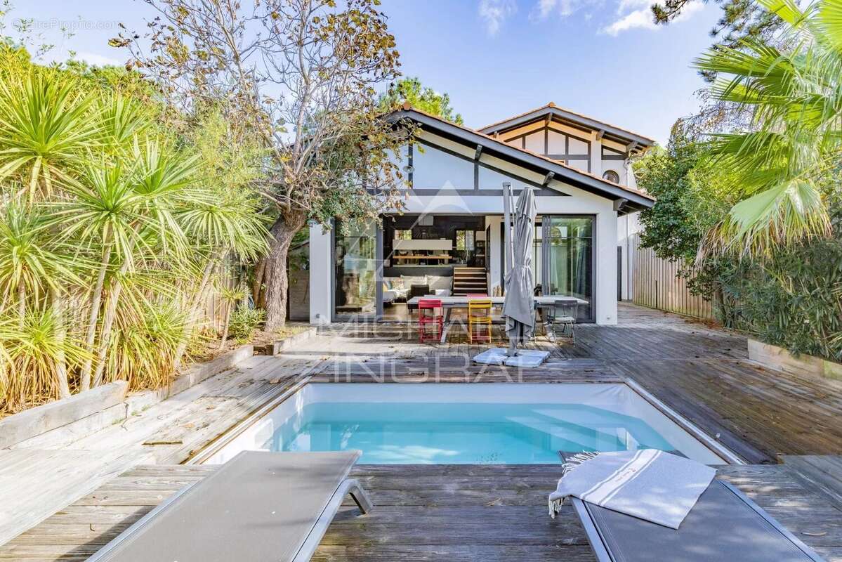 Maison à LE BOUSCAT