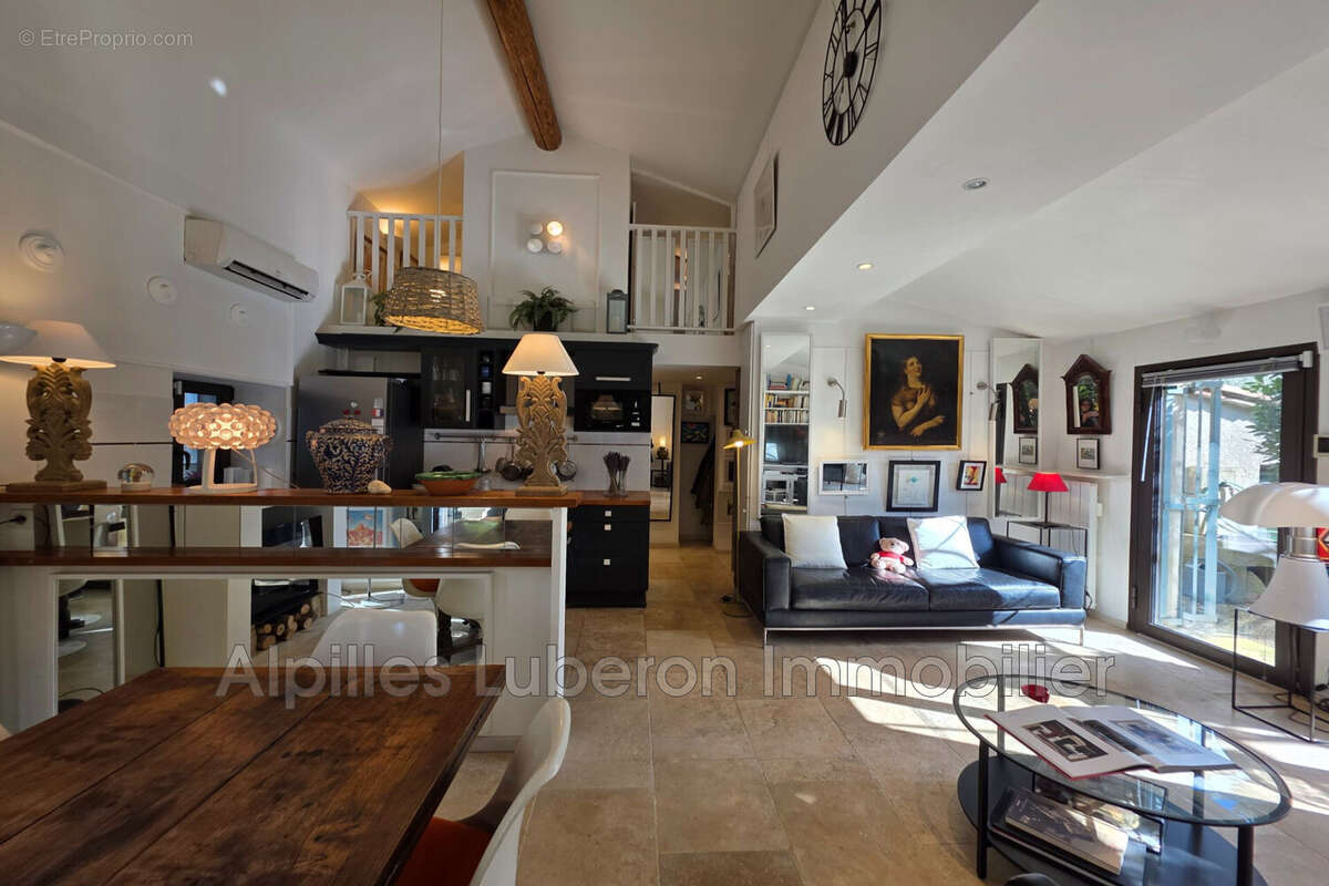 Maison à EYGALIERES