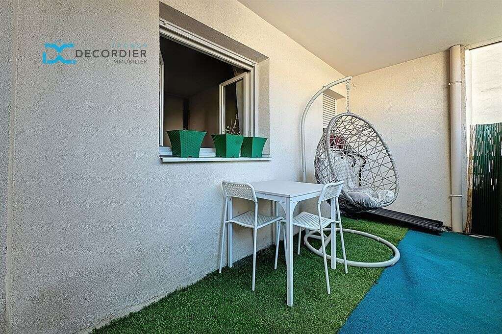 T3 lumineux de 61,35m² – proche centre-ville & gare – cave - 2 parkings couverts ! - photo 11