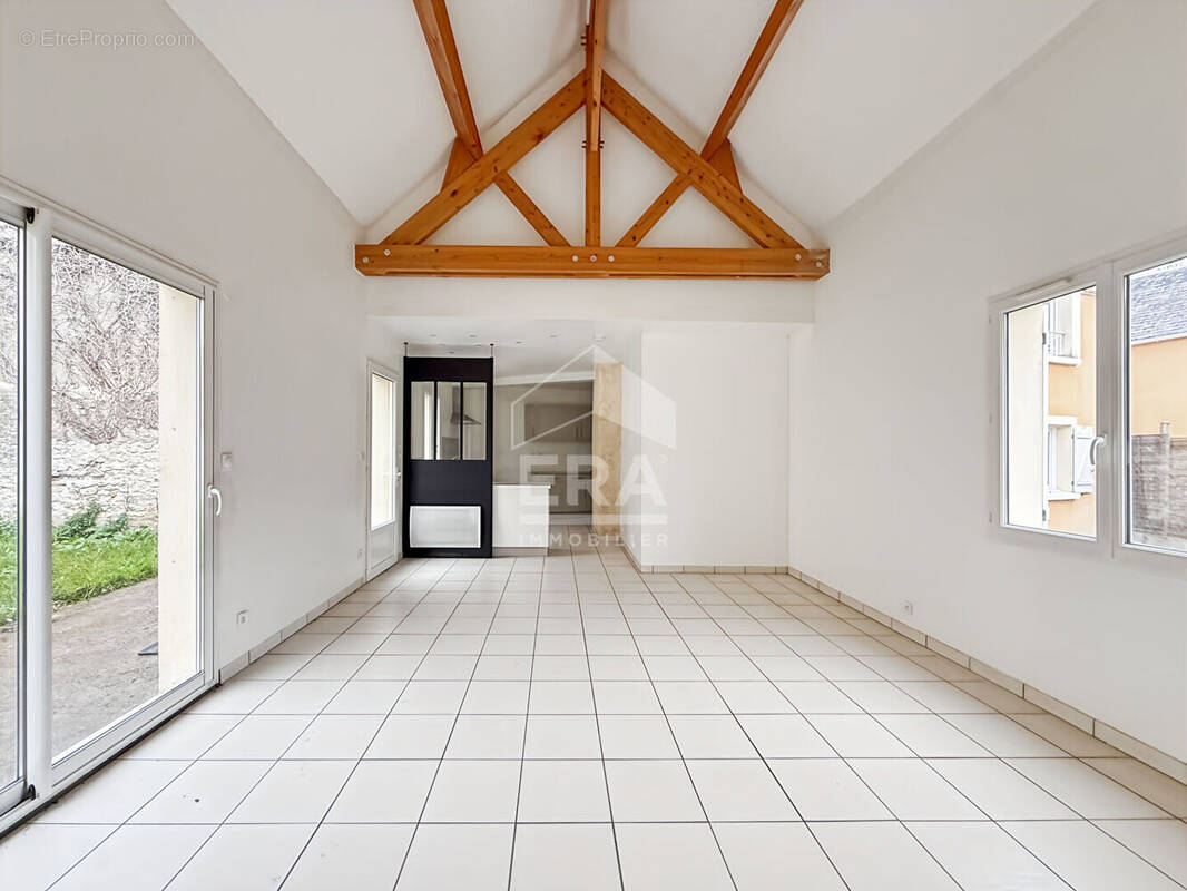 Maison à ETAMPES