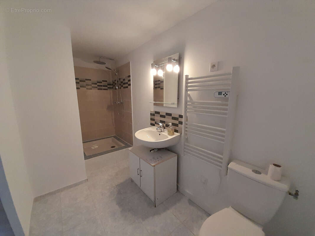 Pavillon 130m2 sur sous sol complet - photo 6