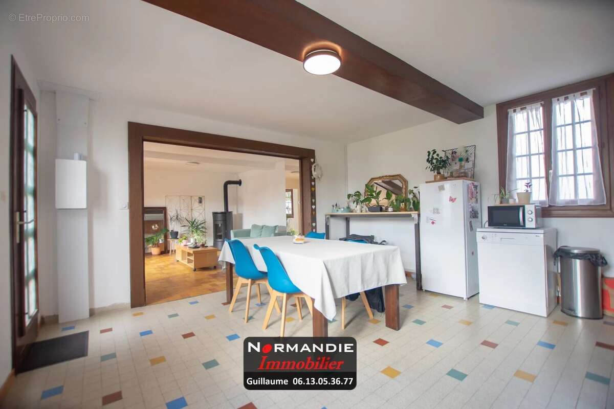 Maison à LA TRINITE-DU-MONT