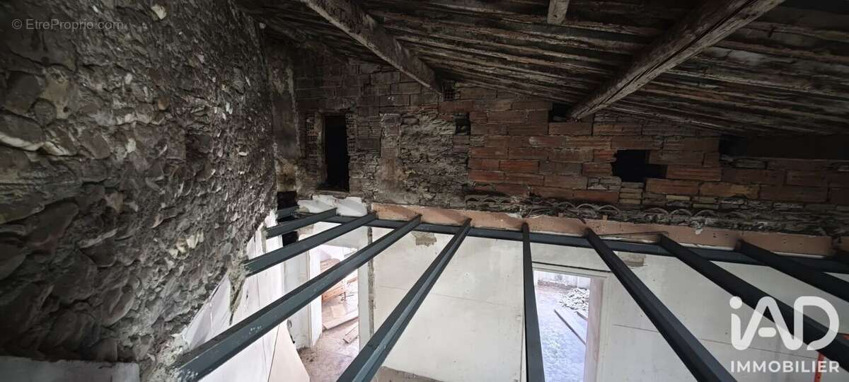 Appartement 100 m² à Brignon  - photo 3