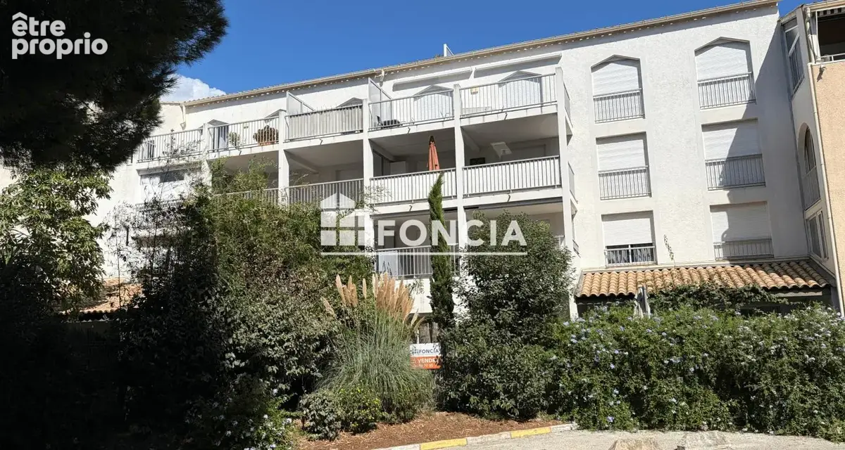 Appartement à LA LONDE-LES-MAURES