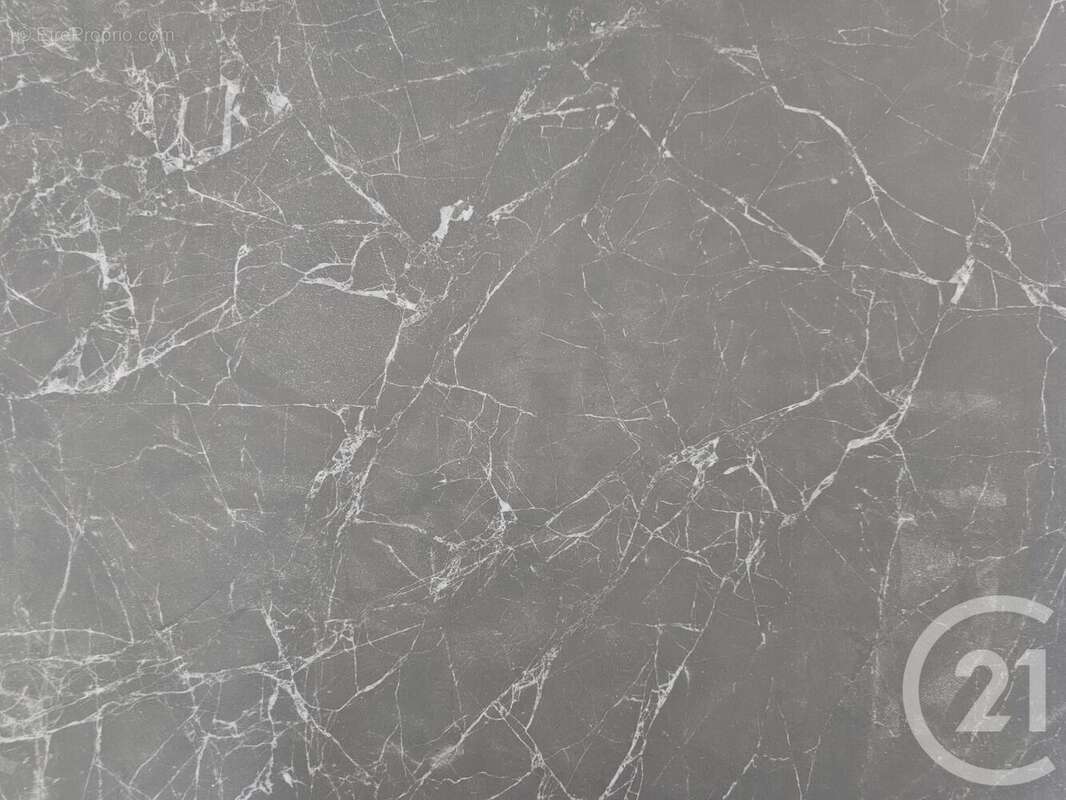 Appartement à SAINT-MAUR-DES-FOSSES